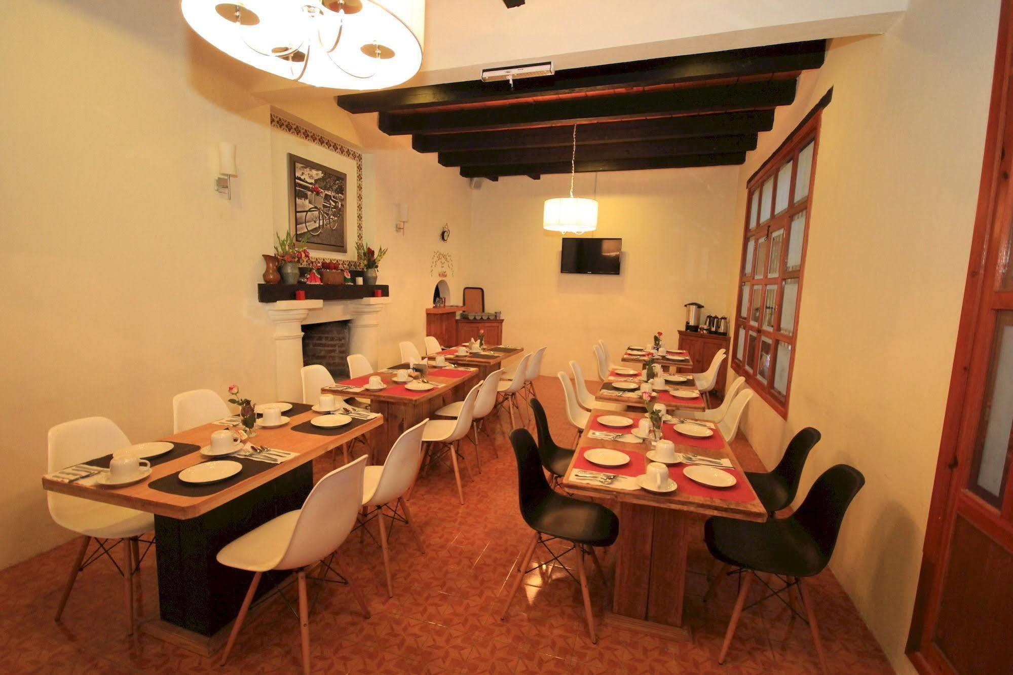 普罗文斯酒店 San Cristóbal de Las Casas 外观 照片